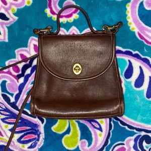 Vintage COACH cross body bag!